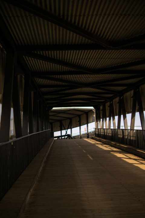 Passerelle métallique